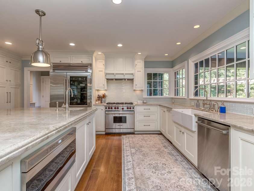 5307 Mirabell Road, Charlotte, NC 28226.  MLS# CAR4424407, YatesRealty ID 51958. Kitchen