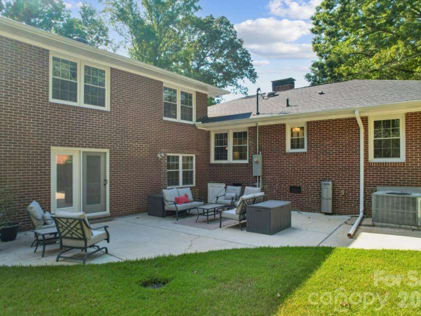 1729 Lumpkin Circle, Rock Hill, SC 29732.  MLS# CAR4423697, YatesRealty ID 51959. 