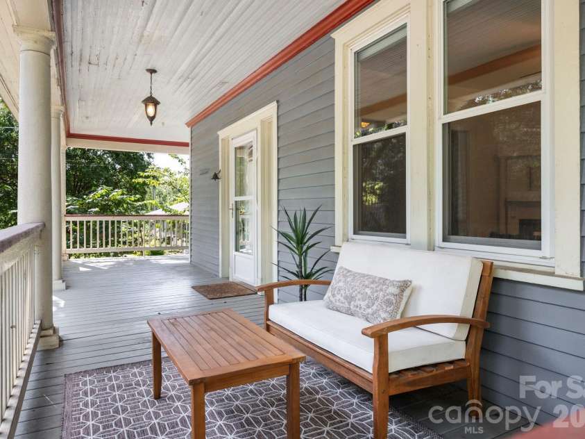 16 West Street, Asheville, NC 28801.  MLS# CAR4423666, YatesRealty ID 51960. Covered Front Porch