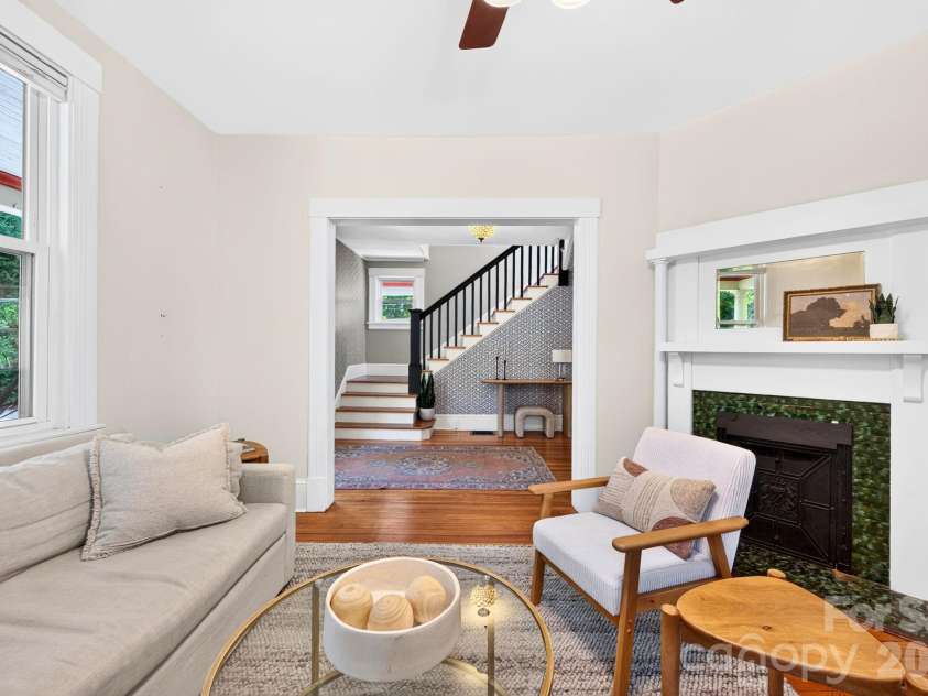 16 West Street, Asheville, NC 28801.  MLS# CAR4423666, YatesRealty ID 51960. Tile Surround Fireplace