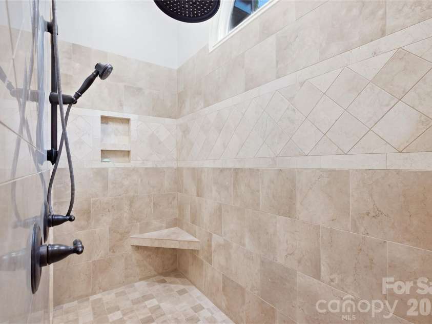 7608 Webbs Chapel Cove Court, Denver, NC 28037.  MLS# CAR4424338, YatesRealty ID 51961. 