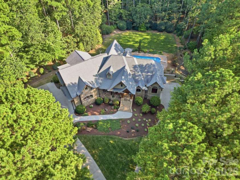 7608 Webbs Chapel Cove Court, Denver, NC 28037.  MLS# CAR4424338, YatesRealty ID 51961. 