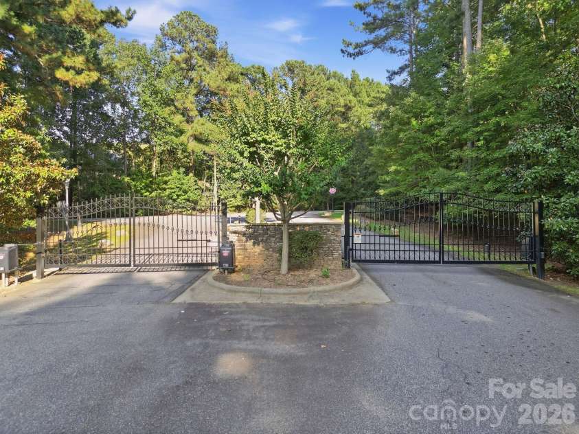 7608 Webbs Chapel Cove Court, Denver, NC 28037.  MLS# CAR4424338, YatesRealty ID 51961. 
