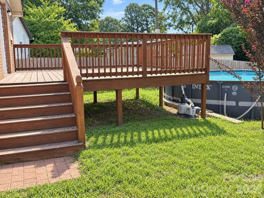 1231 Bradford Heights Road, Gastonia, NC 28054.  MLS# CAR4423101, YatesRealty ID 51962. 