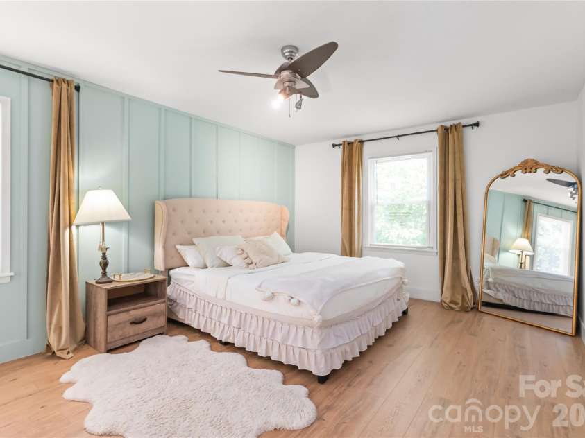 610 Ridgeway Drive, Belmont, NC 28012.  MLS# CAR4423628, YatesRealty ID 51964. 