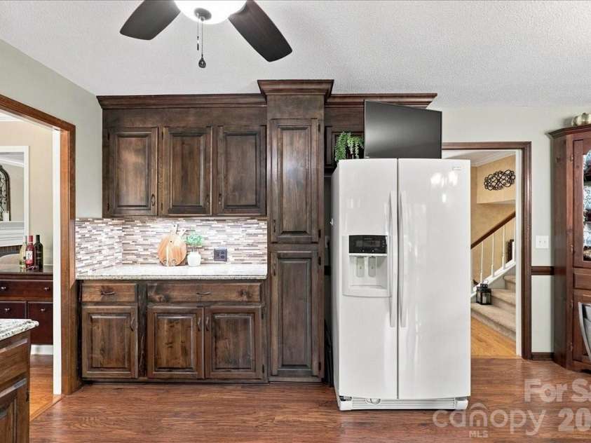 95 Scalybark Trail, Concord, NC 28027.  MLS# CAR4422844, YatesRealty ID 51966. Beautiful granite and back splash