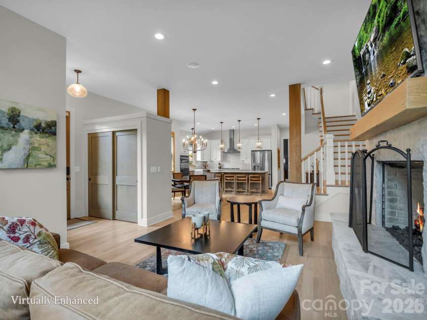 14 Keats Road, Black Mountain, NC 28711.  MLS# CAR4422748, YatesRealty ID 51967. 