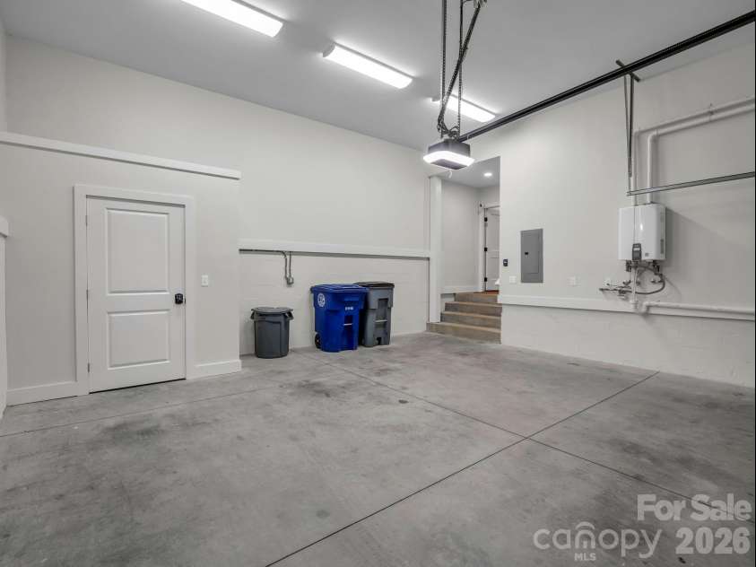 14 Keats Road, Black Mountain, NC 28711.  MLS# CAR4422748, YatesRealty ID 51967. 