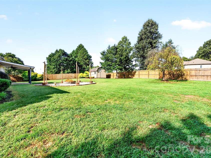 267 Carrington Lane, Salisbury, NC 28146.  MLS# CAR4421165, YatesRealty ID 51971. Backyard
