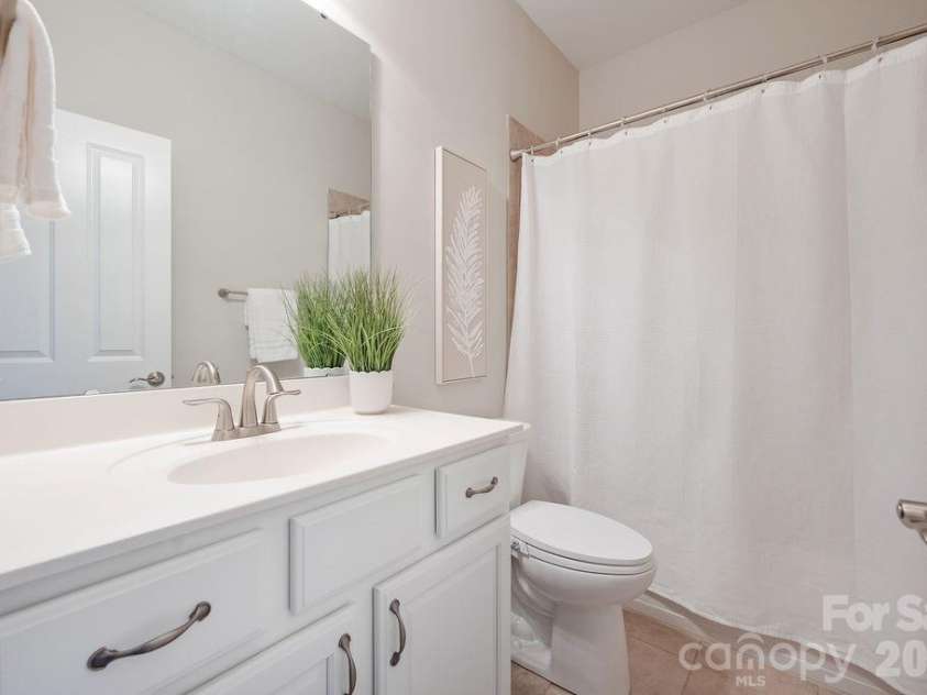118 Mercyview Lane, Mooresville, NC 28117.  MLS# CAR4420321, YatesRealty ID 51972. 