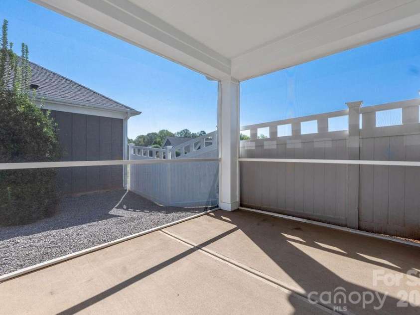 118 Mercyview Lane, Mooresville, NC 28117.  MLS# CAR4420321, YatesRealty ID 51972. 