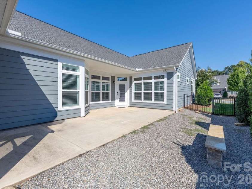 118 Mercyview Lane, Mooresville, NC 28117.  MLS# CAR4420321, YatesRealty ID 51972. 