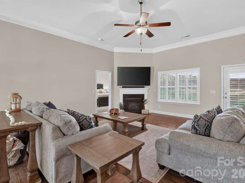 5073 Timberline Lane, Gastonia, NC 28056.  MLS# CAR4420991, YatesRealty ID 51973. 