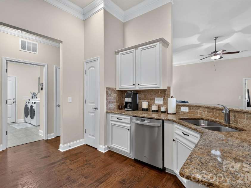 5073 Timberline Lane, Gastonia, NC 28056.  MLS# CAR4420991, YatesRealty ID 51973. 
