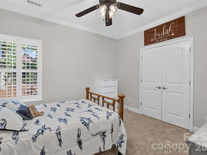 5073 Timberline Lane, Gastonia, NC 28056.  MLS# CAR4420991, YatesRealty ID 51973. 