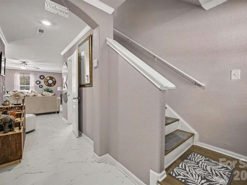 3903 Rosfield Drive, Charlotte, NC 28214.  MLS# CAR4416012, YatesRealty ID 51977. 