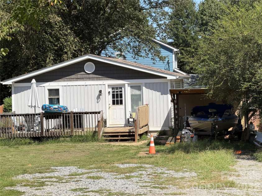 2604 Mcgill Street, Kannapolis, NC 28081.  MLS# CAR4424114, YatesRealty ID 51979. 