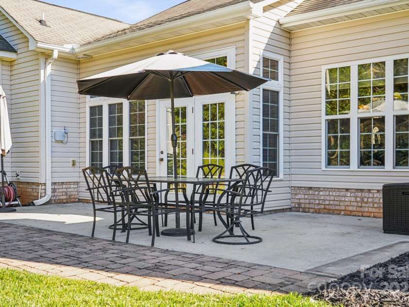 120 Elizabeth Hearth Road, Mooresville, NC 28115.  MLS# CAR4316971, YatesRealty ID 5198. Back Patio