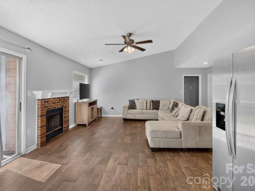 8006 Sheringham Way, Charlotte, NC 28227.  MLS# CAR4422467, YatesRealty ID 51980. 
