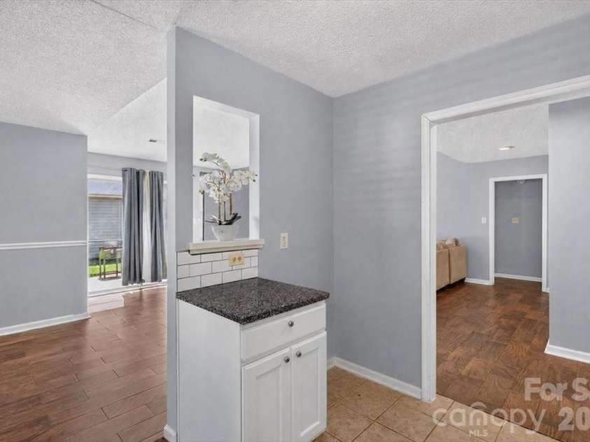 8006 Sheringham Way, Charlotte, NC 28227.  MLS# CAR4422467, YatesRealty ID 51980. 