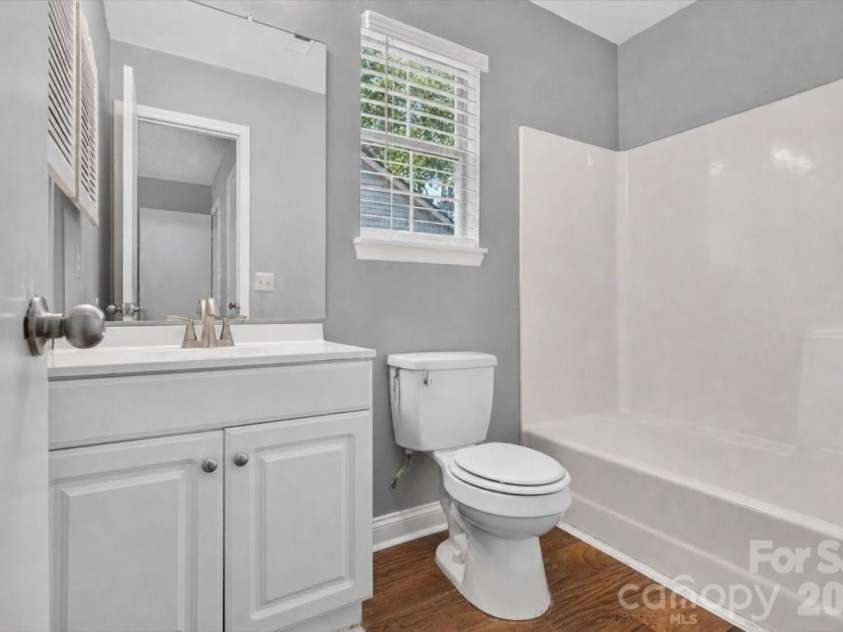 8006 Sheringham Way, Charlotte, NC 28227.  MLS# CAR4422467, YatesRealty ID 51980. 