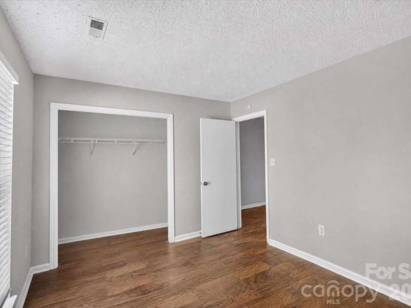 8006 Sheringham Way, Charlotte, NC 28227.  MLS# CAR4422467, YatesRealty ID 51980. 