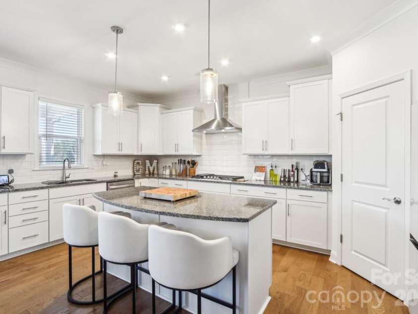 13102 Petrel Place, Charlotte, NC 28278.  MLS# CAR4422192, YatesRealty ID 51981. 