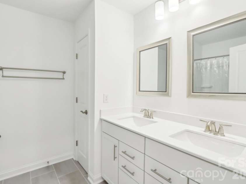 13102 Petrel Place, Charlotte, NC 28278.  MLS# CAR4422192, YatesRealty ID 51981. 