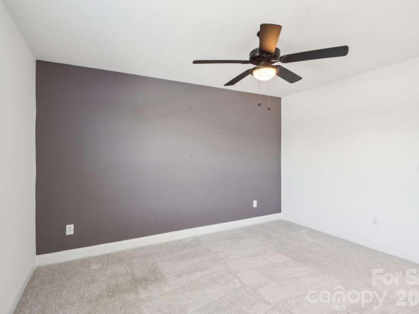 13102 Petrel Place, Charlotte, NC 28278.  MLS# CAR4422192, YatesRealty ID 51981. 