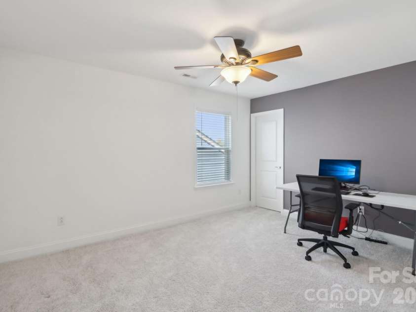 13102 Petrel Place, Charlotte, NC 28278.  MLS# CAR4422192, YatesRealty ID 51981. 