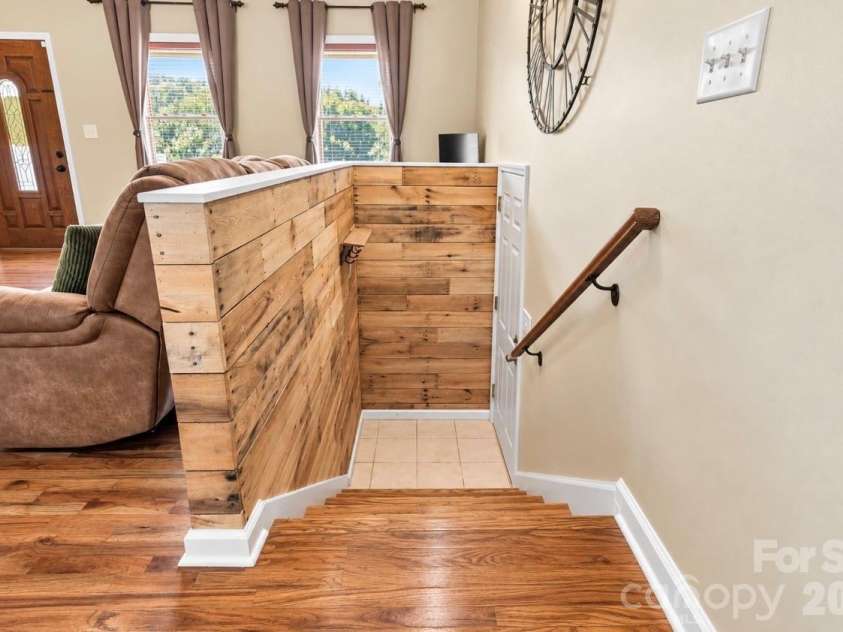 3209 Timothy Lane, Lincolnton, NC 28092.  MLS# CAR4424486, YatesRealty ID 51985. 