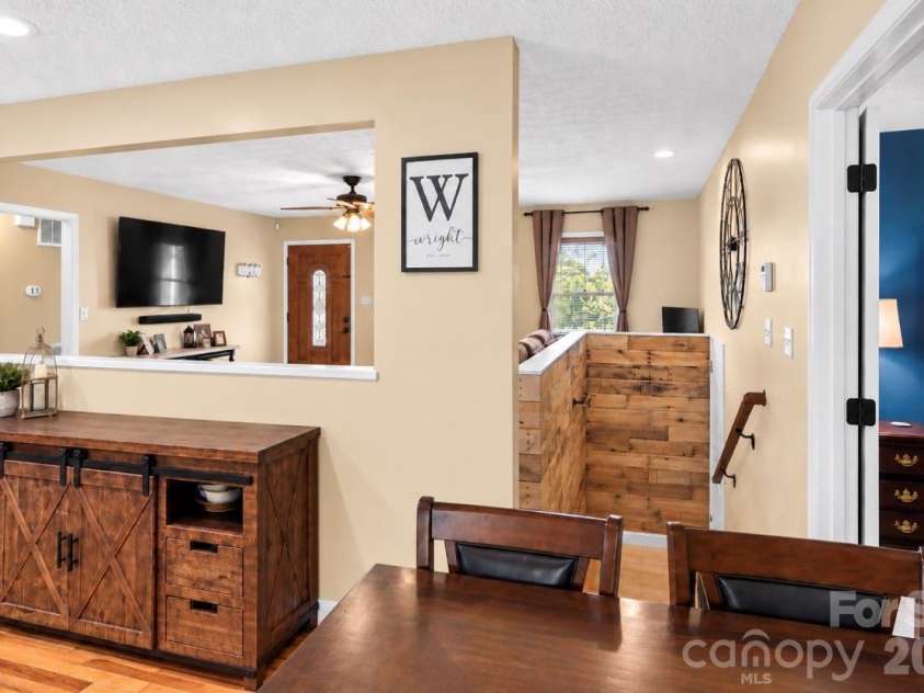 3209 Timothy Lane, Lincolnton, NC 28092.  MLS# CAR4424486, YatesRealty ID 51985. 