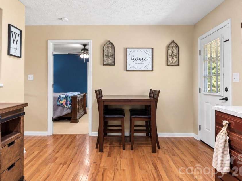 3209 Timothy Lane, Lincolnton, NC 28092.  MLS# CAR4424486, YatesRealty ID 51985. 
