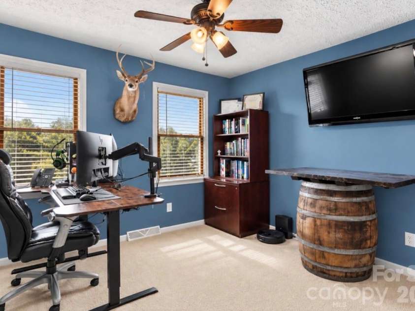 3209 Timothy Lane, Lincolnton, NC 28092.  MLS# CAR4424486, YatesRealty ID 51985. 