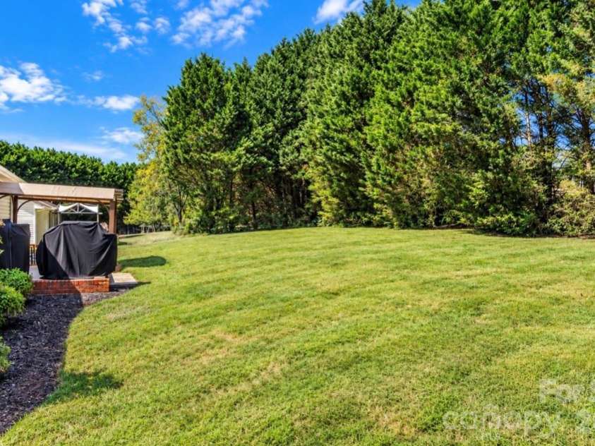 3209 Timothy Lane, Lincolnton, NC 28092.  MLS# CAR4424486, YatesRealty ID 51985. 