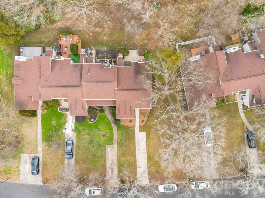11121 Sevilla Court, Charlotte, NC 28226.  MLS# CAR4329705, YatesRealty ID 5199. 
