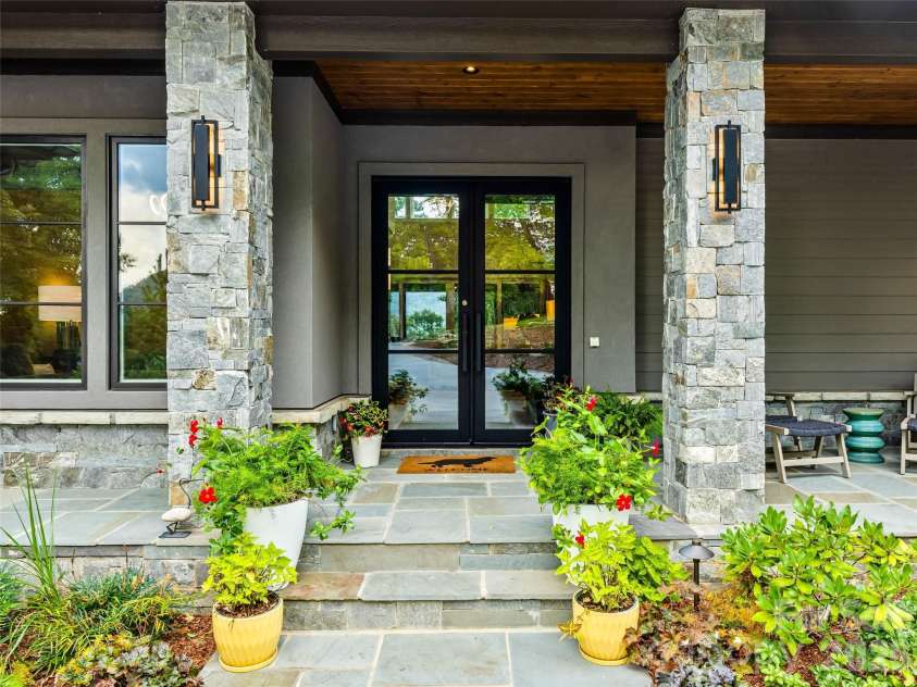 16 Smokey Ridge Trail, Arden, NC 28704.  MLS# CAR4423322, YatesRealty ID 51994. 