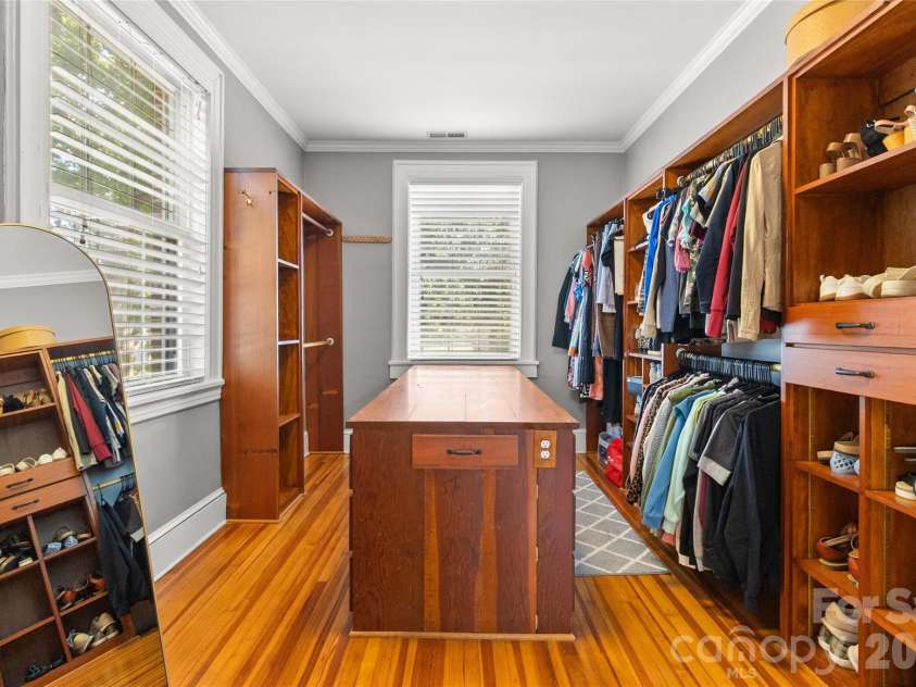 2510 Shelton Avenue, Statesville, NC 28677.  MLS# CAR4424751, YatesRealty ID 51995. Primary closet