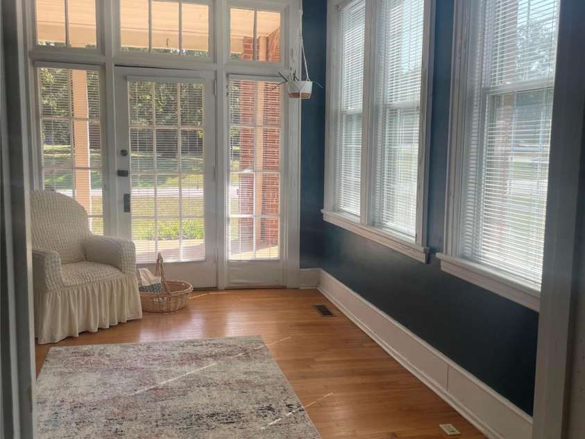 2510 Shelton Avenue, Statesville, NC 28677.  MLS# CAR4424751, YatesRealty ID 51995. Sunroom