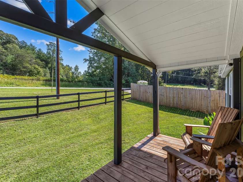 2495 Piney Road, Morganton, NC 28655.  MLS# CAR4426531, YatesRealty ID 51996. 