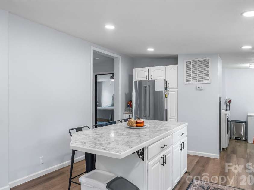 2495 Piney Road, Morganton, NC 28655.  MLS# CAR4426531, YatesRealty ID 51996. 