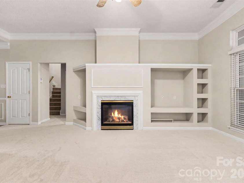 3618 Sipes Lane, Charlotte, NC 28269.  MLS# CAR4426063, YatesRealty ID 51998. 