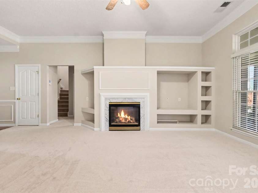 3618 Sipes Lane, Charlotte, NC 28269.  MLS# CAR4426063, YatesRealty ID 51998. 