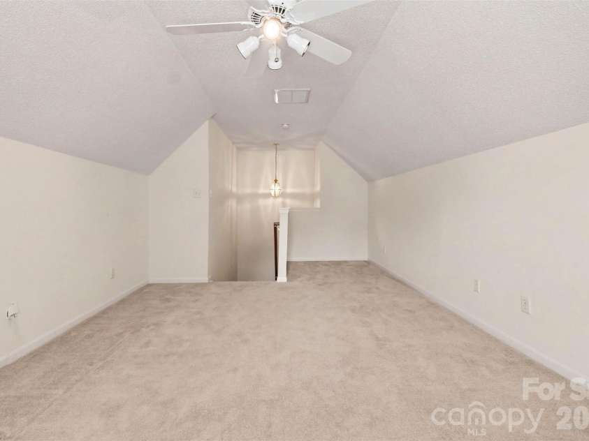 3618 Sipes Lane, Charlotte, NC 28269.  MLS# CAR4426063, YatesRealty ID 51998. 