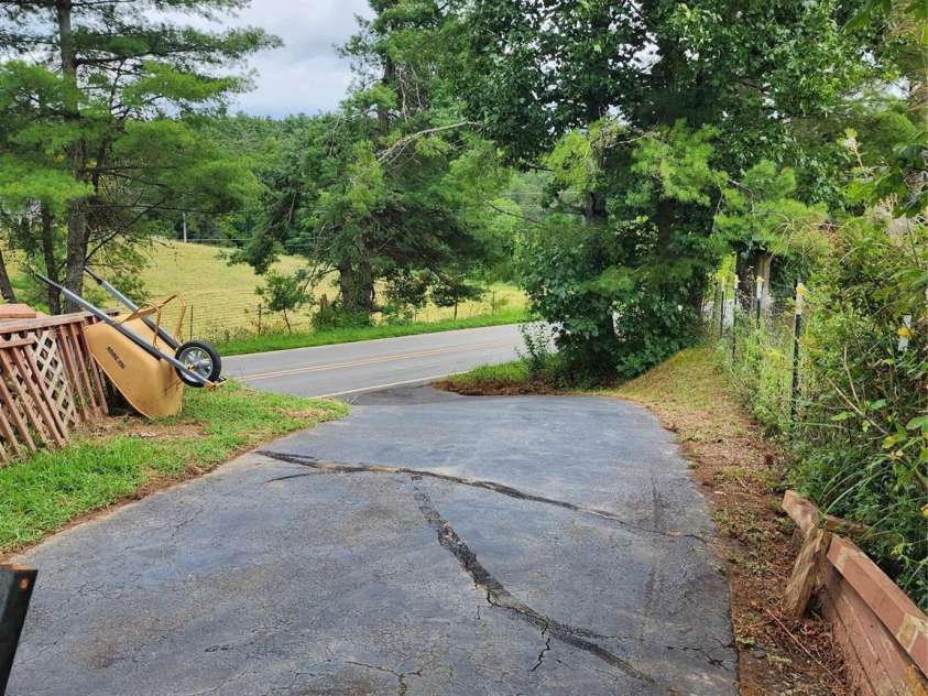 2322 Gabriels Creek Road, Mars Hill, NC 28754.  MLS# CAR4067001, YatesRealty ID 52. 