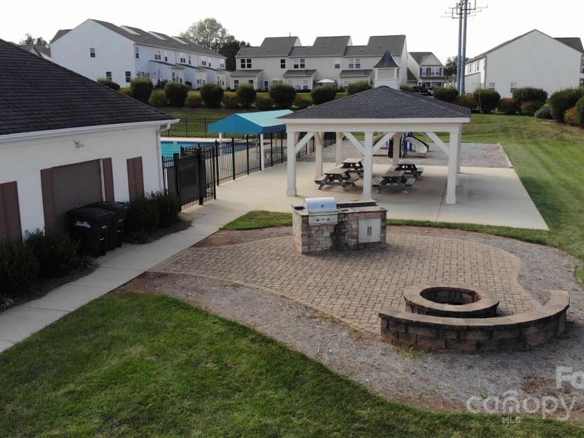 118 Margo Lane, Statesville, NC 28677.  MLS# CAR4316094, YatesRealty ID 520. Community firepit please see remarks for details
