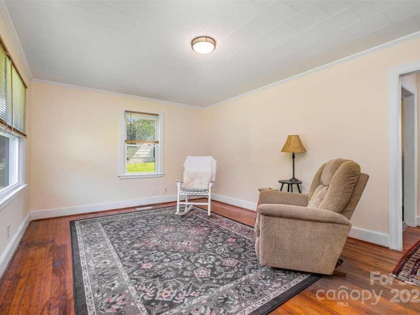 422 Wilson Street, Mount Holly, NC 28120.  MLS# CAR4272159, YatesRealty ID 520. 422 Wilson interior