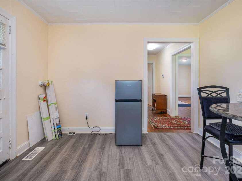 422 Wilson Street, Mount Holly, NC 28120.  MLS# CAR4272159, YatesRealty ID 520. 422 Wilson interior