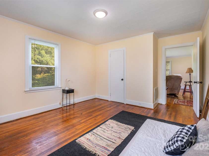 422 Wilson Street, Mount Holly, NC 28120.  MLS# CAR4272159, YatesRealty ID 520. 422 Wilson interior