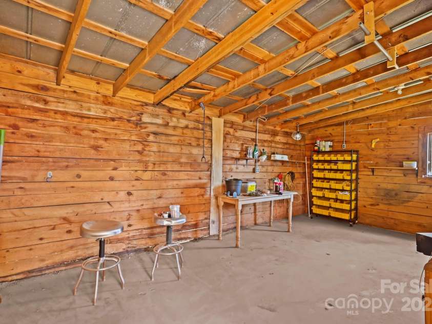 2872 Old Morganton Road, Lenoir, NC 28645.  MLS# CAR4240263, YatesRealty ID 5200. Workshop